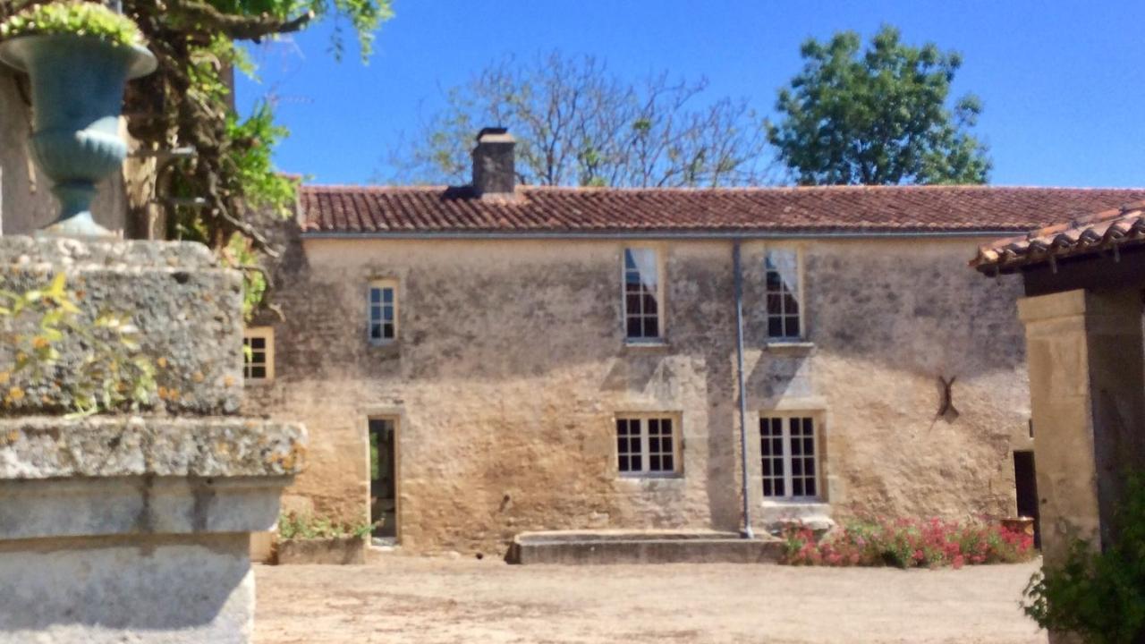 Saint-Hilaire-des-Loges Logis De La Touche B&B 외부 사진