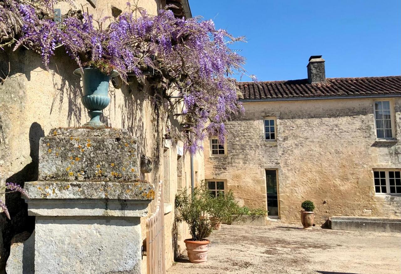 Saint-Hilaire-des-Loges Logis De La Touche B&B 외부 사진