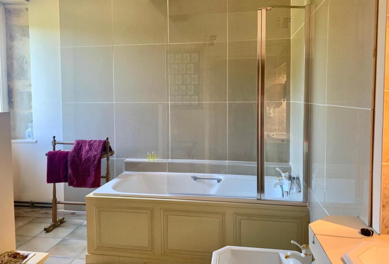 Saint-Hilaire-des-Loges Logis De La Touche B&B 외부 사진